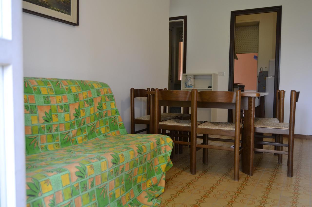 Residence Conero P. T. Blocco E มาร์เชลลี ภายนอก รูปภาพ